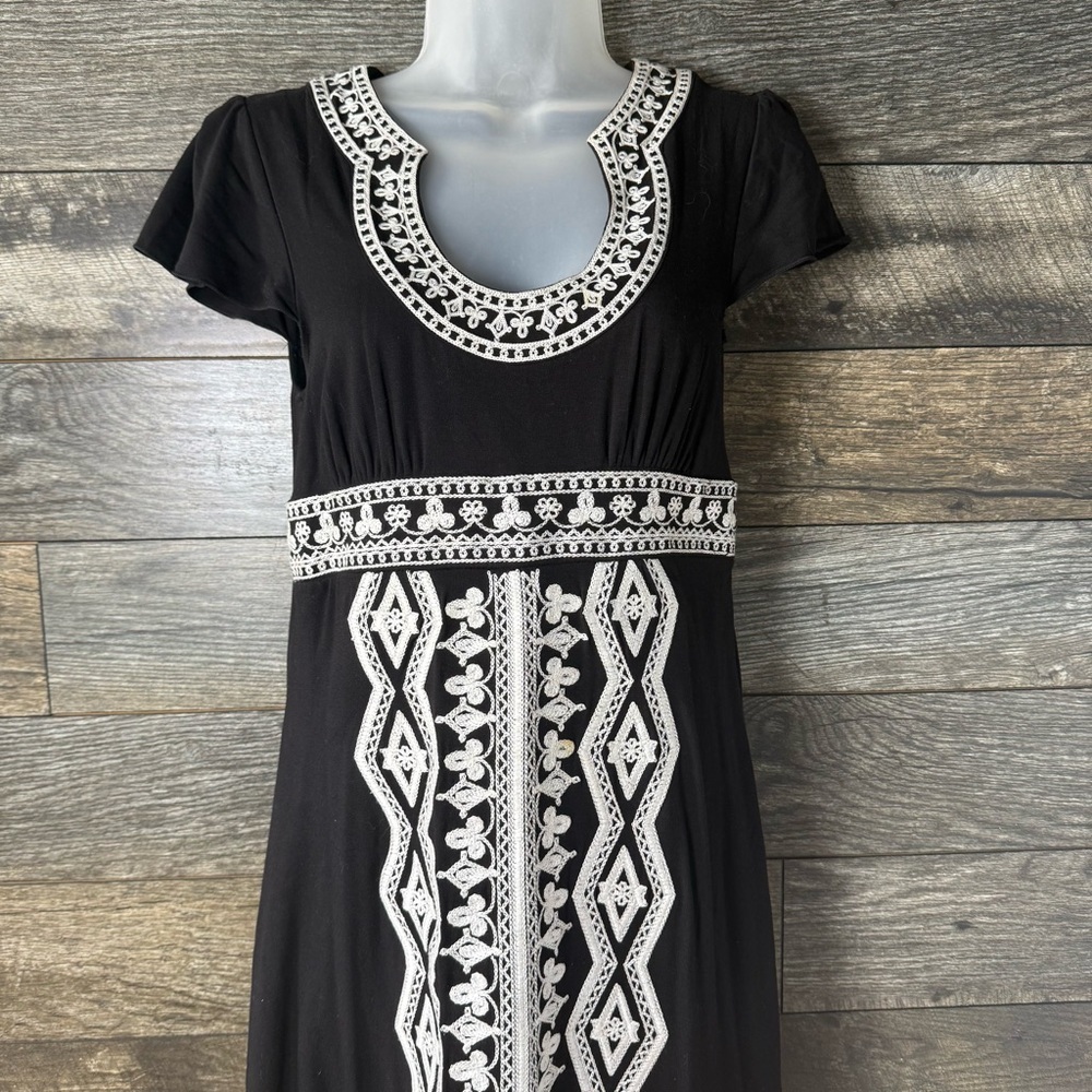 INC Black Sheath Dress Size Medium Black White Embroidered 💛